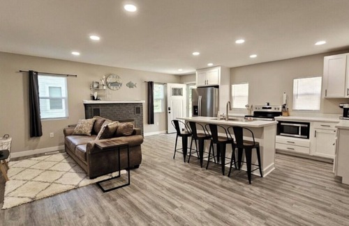 Rocky Mount House | Lakefront newly remodeled 3 bed, 2 bath. Modern comfort meets lake charm