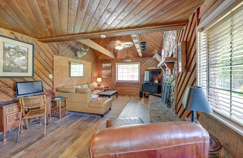 Topton House | Lakefront North Carolina Abode with Grill and Fire Pit