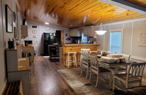 Blairsville House | Lakefront on Nottely:Family retreat & single level with covered boat slip.