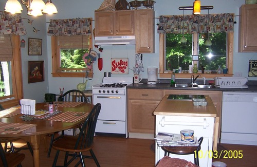Nobleboro House | Lakefront on Pemaquid Pond