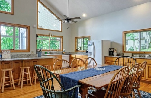 Cullowhee House | Lakefront property on Lake Glenville, NC close to all Western NC has to offer.