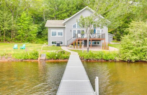 Rhinelander House | Lakefront Rhinelander Cottage with Private Dock!