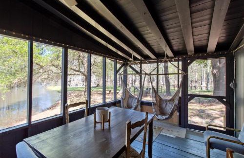 Shreveport House | Lakefront, Screened Porch, Emerald Cove