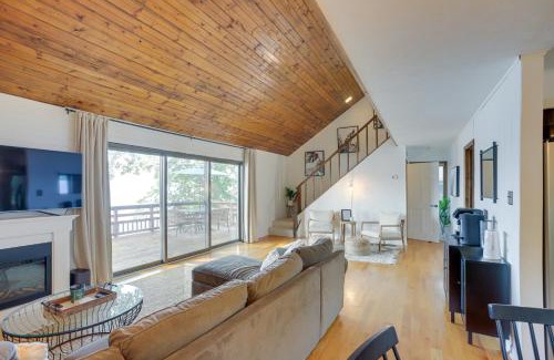 Sister Lakes House | Lakefront Sister Lakes Vacation Rental with Dock!