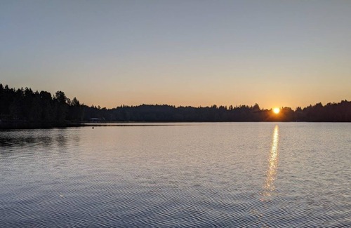 Shawnigan Lake Apartment | Lakefront - Steps Away From Sandy Beach!