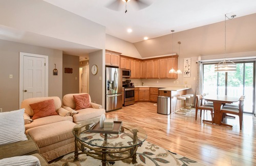 Mineral House | Lakefront Sunset Lagoon w/Dock New Listing