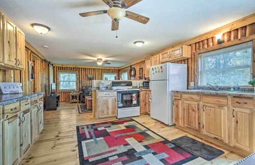 Tomahawk Cabin | Lakefront Tomahawk Cabin w/Boat Dock & Deck