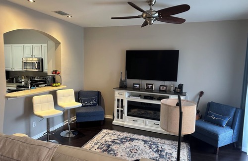 Estero House | Lakefront townhome near beach in Southwest Florida