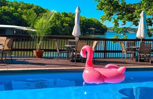 Village of Four Seasons House | Lakefront Treetop Village 2bed3bapools-6pp