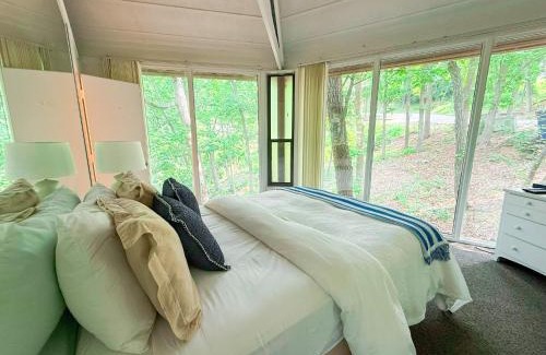 Village of Four Seasons House | Lakefront Treetop Village 2bed3bapools-6pp