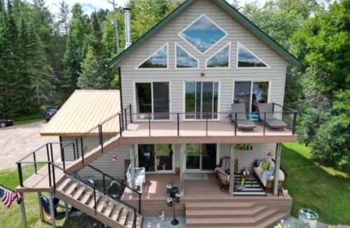 Three Lakes Cottage | Lakefront, Up North Charm, Quiet - close to amenities (Three Lakes/Eagle River)