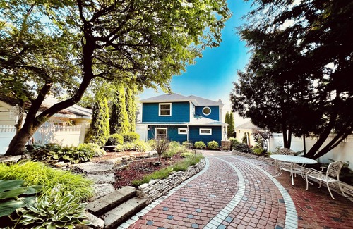 Edwardsburg House | Lakefront Vacation Home on Eagle Lake