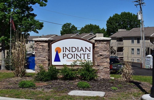 Lake Ozark Condo | Lakefront View at Indian Pointe- Waterfront Pools-17MM