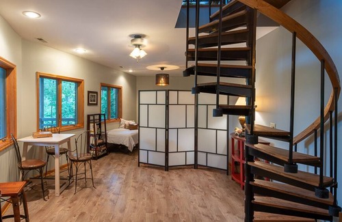 Butler House | Lakefront w/ dock & mtn views near Watauga Lake Winery- Butler TN