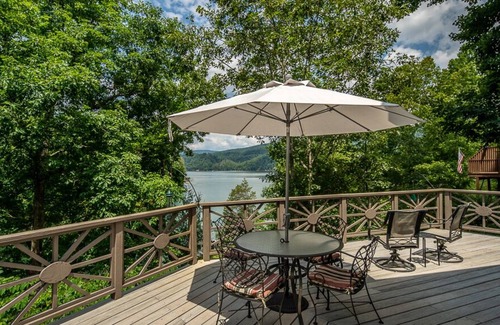Butler House | Lakefront w/ dock & mtn views near Watauga Lake Winery- Butler TN