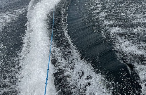 Edgar House | Lakefront water-sports fishing kayaks sleeps 7+