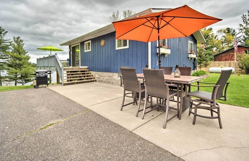 Webster Cabin | Lakefront Webster Retreat w/ Deck & Fire Pit!