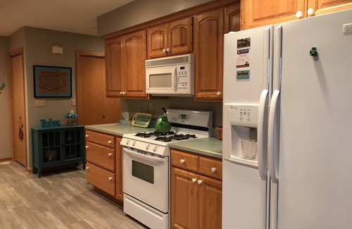 Treasure Lake House | Lakefront with beautiful sunsets. Book now for a cozy fall getaway. 🍁🍂