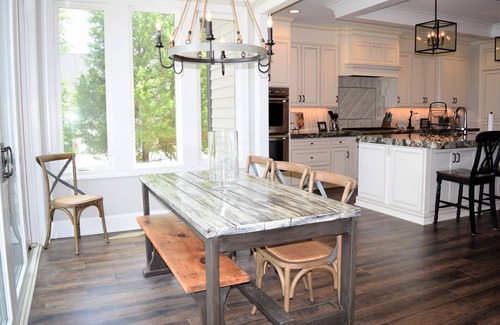 Huntersville House | Lakefront with Spectacular Views & Sandy "Kid Friendly" Beach in best location.