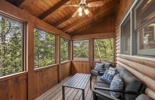 Sanbornton House | Lakefront Wprivate Beach - Luxury Log House!