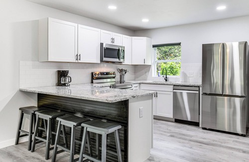 Huntersville House | Lakegoer's Retreat in Huntersville ~ 7 Mi to Water