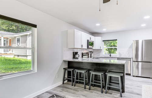 Huntersville House | Lakegoer's Retreat in Huntersville ~ 7 Mi to Water