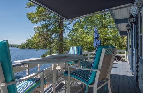 Barrington House | Lakehouse Retreat-a Hidden Gem on Swains Lake in Barrington NH