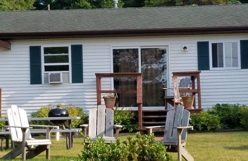 Ludington Cottage | Lakelure Cottages - Sunfish