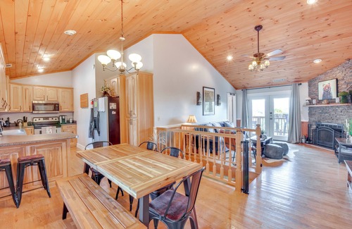 Wiley Cabin | Lakemont Mountain Cabin w/Game Room & Hot Tub!