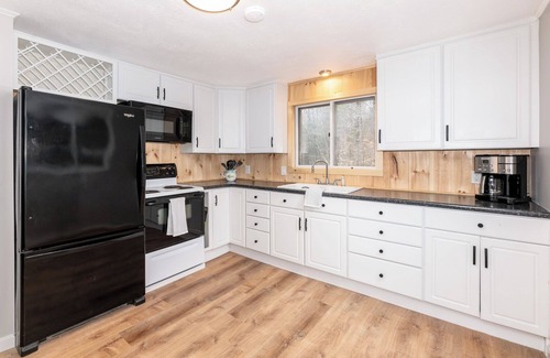Gilford House | Lakes and Mountains! The Buckboard Bungalow is in the heart of both!
