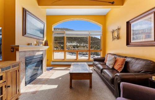 Lakeside Village House | Lakeshore 1545 by Summit County Mountain Retreats