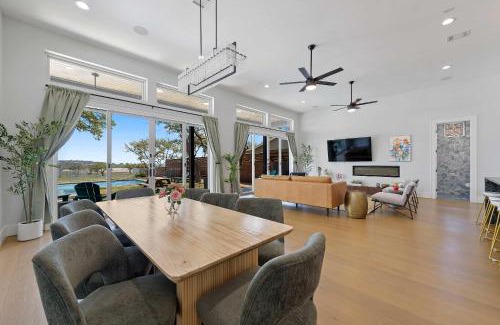 Canyon Lake House | Lakeshore Lodge 1 - Private pool & Close to lake