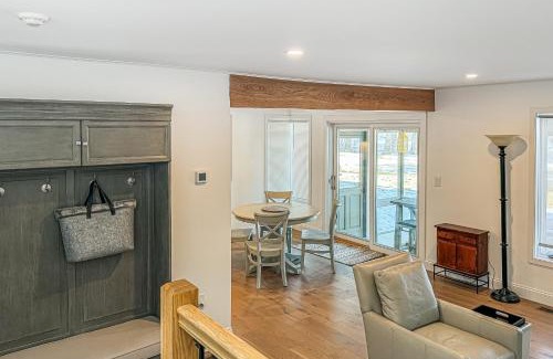 Gilford House | Lakeshore Retreat