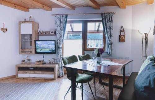 Schuttdorf Apartment | Lakeside Appartement Plattner by we rent, SUMMERCARD INCLUDED