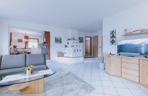 Schuttdorf Apartment | Lakeside Appartement Plattner by we rent, SUMMERCARD INCLUDED
