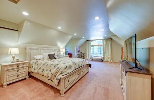 Wishon Apartment | Lakeside Bear Lodge Studio 9 Mi to Bass Lake!