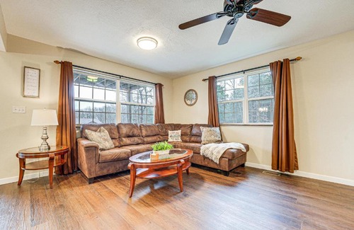 Blue Eye House | Lakeside Blue Eye Escape with Game Room and Hot Tub!