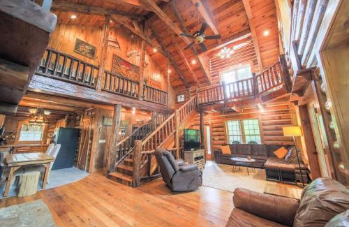 Mars Hill House | Lakeside Cabin - 2 Fireplaces-Hot Tub-Game Room