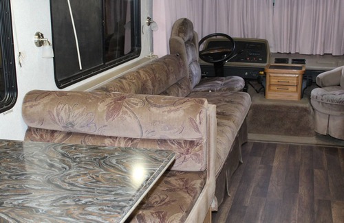Squaw Lake House | Lakeside Camper Glamping