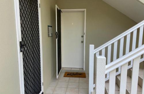 West End Apartment | Lakeside Central Apartment