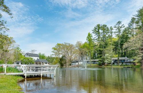 Flat Rock Hotel | Lakeside Delight - Unit 302