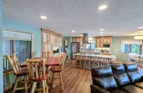 Wautoma House | Lakeside Escape/Ski Nordic Mt./lakefront cabin/pontoon rental/Pets/Hot Tub!