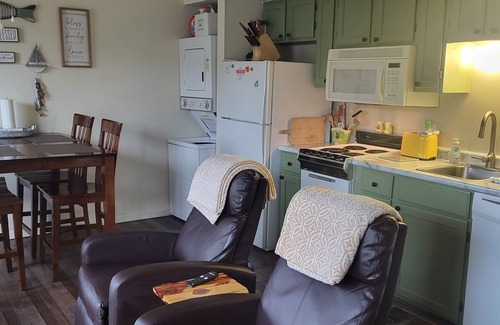 Table Rock Condo | Lakeside, fishing, Cozy 2/2 - 5 minutes from Branson attractions and Table Rock