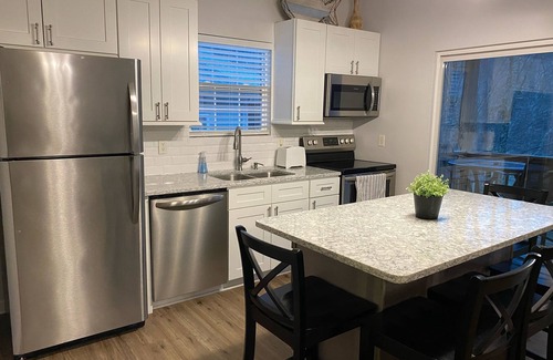 Sloans Valley House | Lakeside Hideaway I - newly renovated lakefront with hot tub/walk to boat ramp