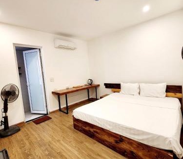 Doi Can Apartment | Lakeside House Hanoi