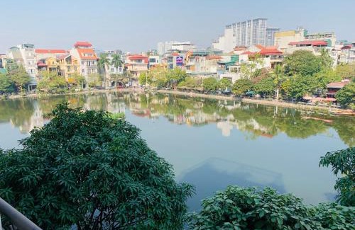 Doi Can Apartment | Lakeside House Hanoi