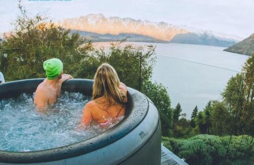 Frankton House | Lakeside Indulgence on Wilmot