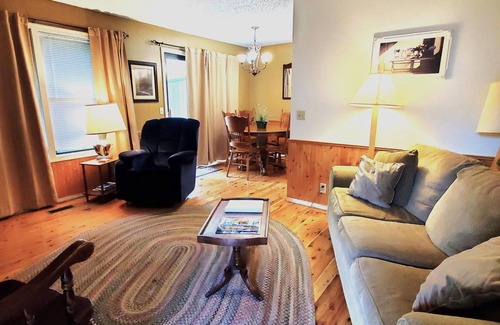 Holiday Island Condo | Lakeside, King Beds, Fireplace!