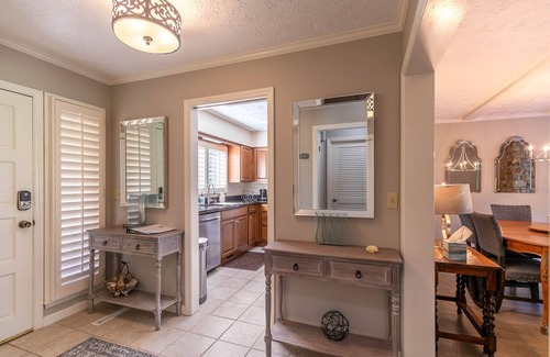 Boone Condo | Lakeside Living at Hound Ears: Lake view condo near Boone!