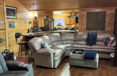 Greers Ferry Cabin | Lakeside Lodge for family fun with game room and covered deck! Fish & Swim!